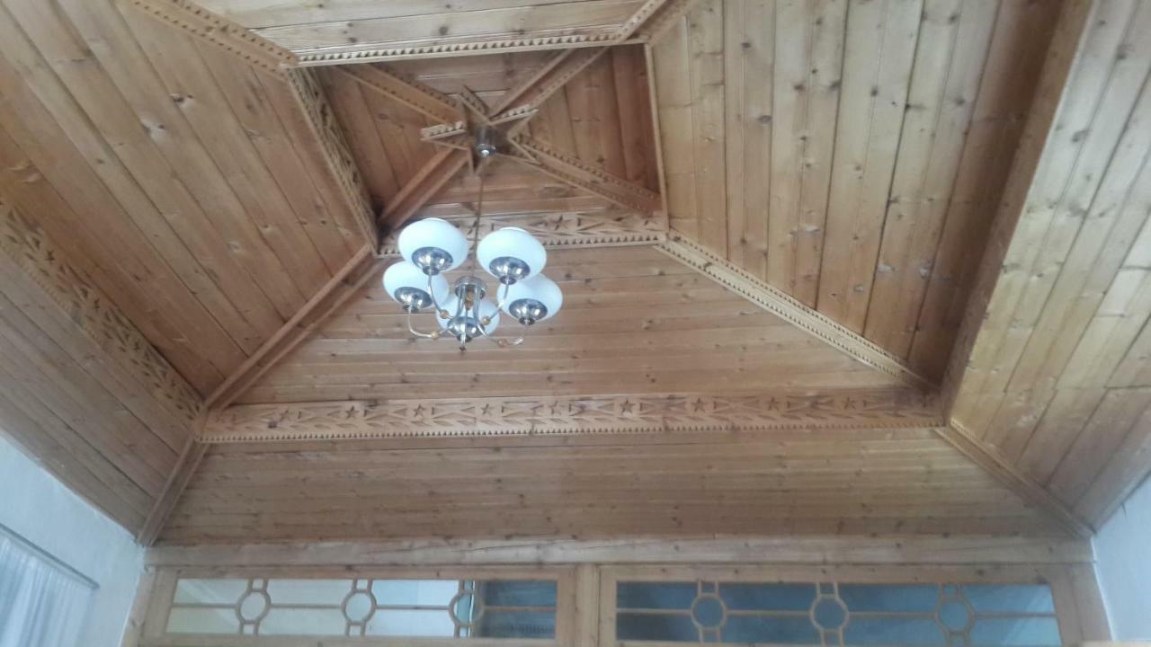 Erasti Guesthouse Ushguli Exteriör bild