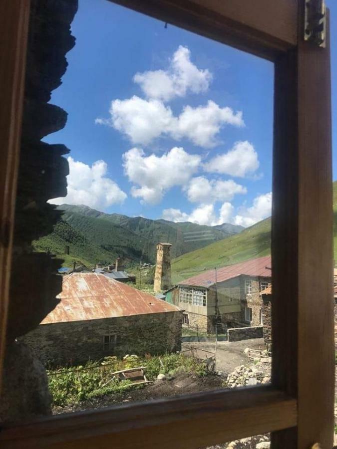 Erasti Guesthouse Ushguli Exteriör bild